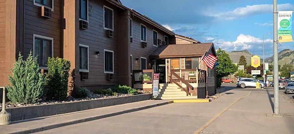 Super 8 by Wyndham Gardiner/Yellowstone Park Area