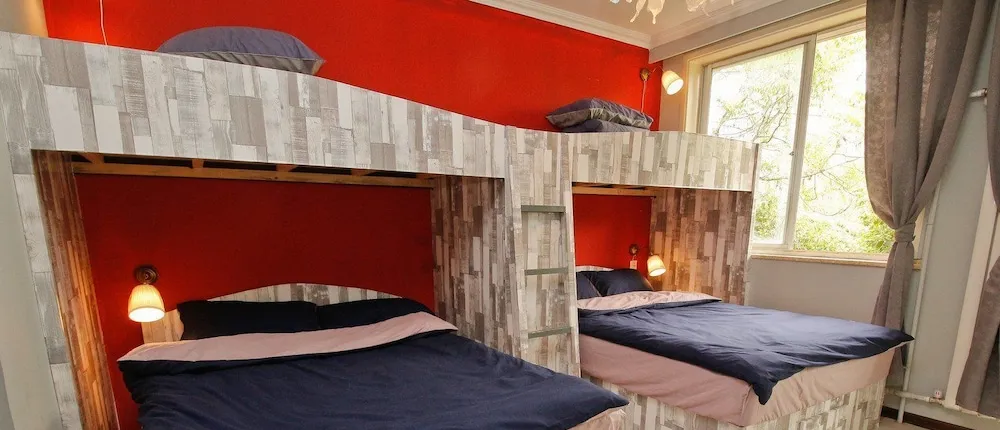 NanShaoMen South gate BC Party Villa Pogoda