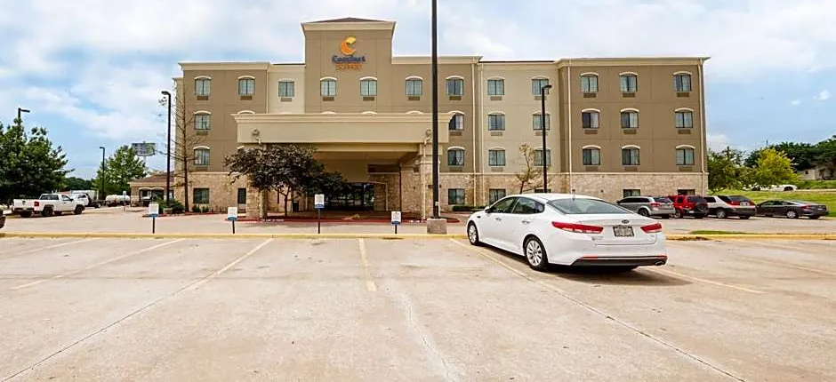 Comfort Suites Lawton Near Fort Sill