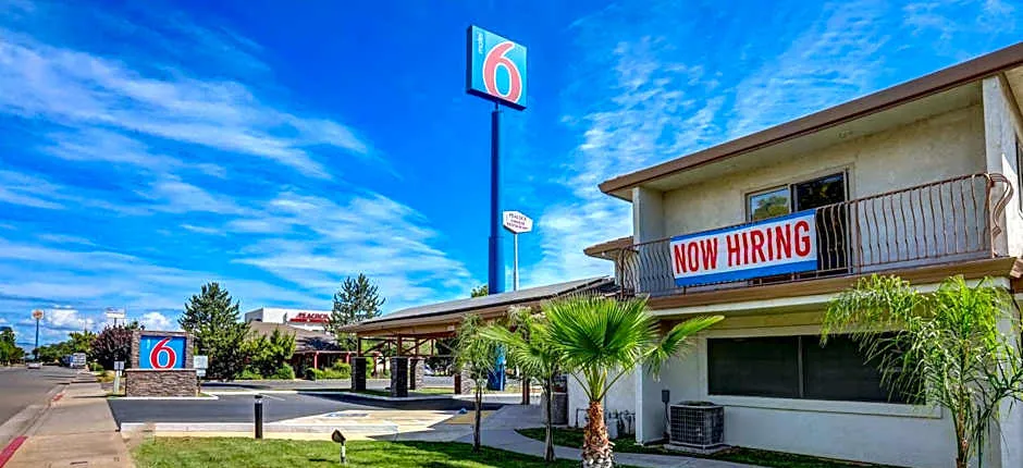Motel 6-Anderson, CA - Redding Airport