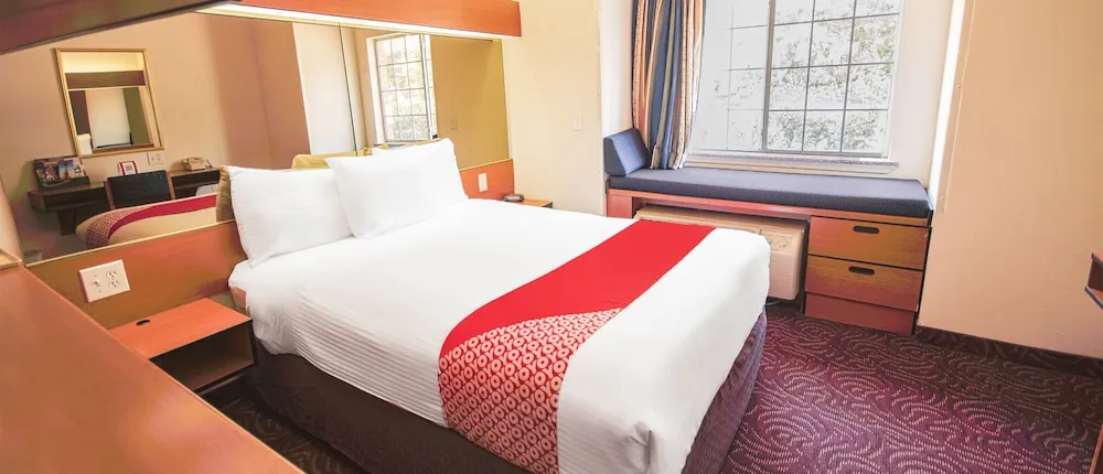 Econo Lodge Inn & Suites Mesquite - Dallas East