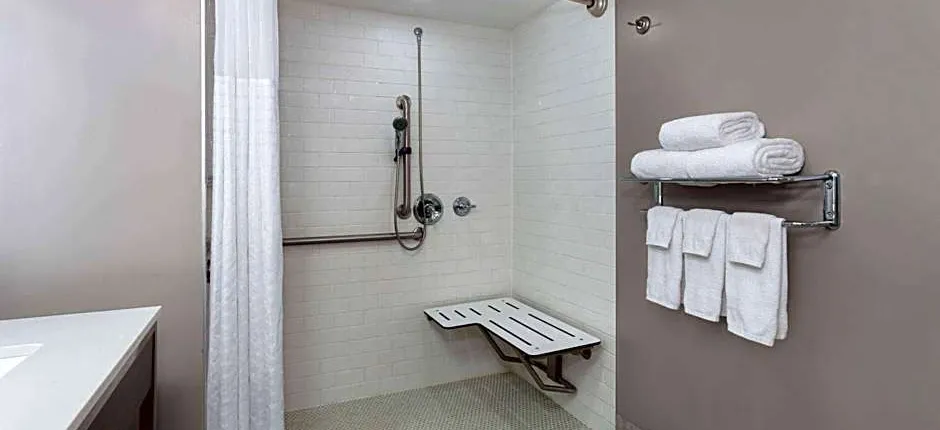 Super 8 by Wyndham Baltimore Northwest