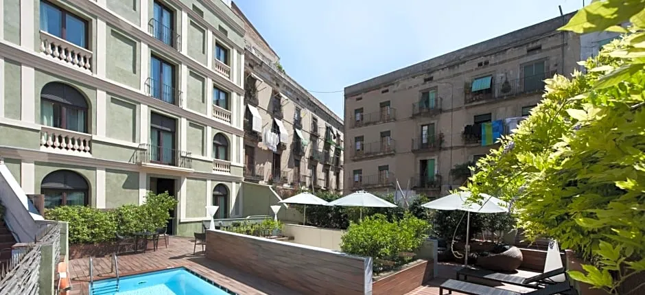 Catalonia Port Hotel