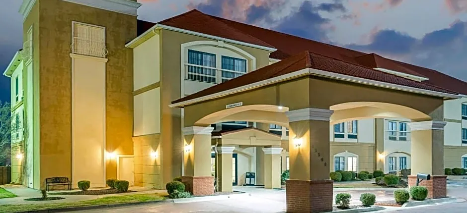 La Quinta Inn & Suites by Wyndham Oklahoma City Yukon