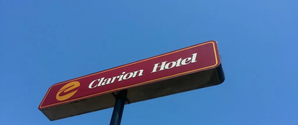 Clarion Hotel Beachfront