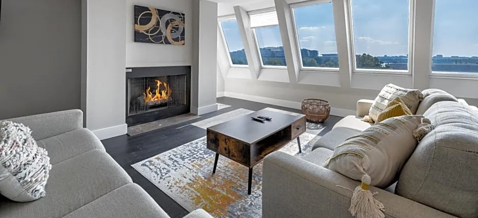 Georgetown Residences by LuxUrban