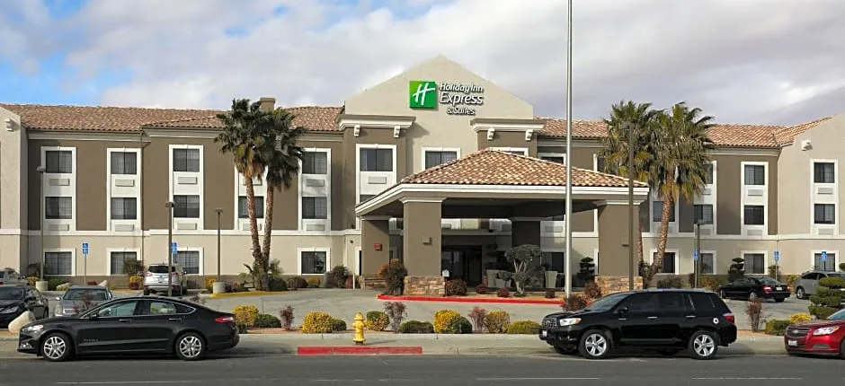 Holiday Inn Express Hotel & Suites Hesperia By IHG