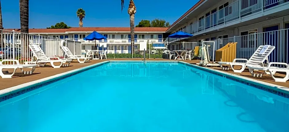Motel 6-Sepulveda, CA - Los Angeles - Van Nuys - North Hills