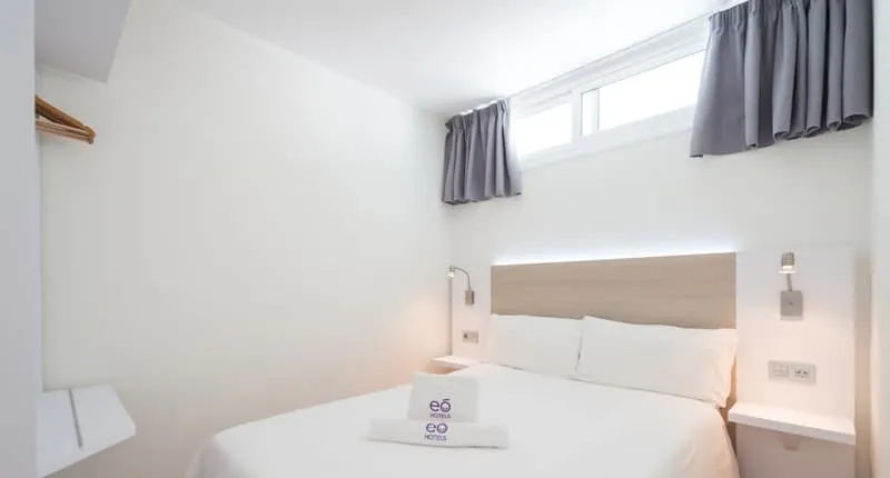 EO HOTELS LAS ROSAS
