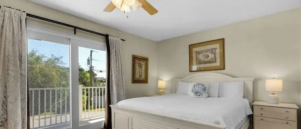 Beachside Retreat With Pools & Local Dining + Free Attraction Tickets!