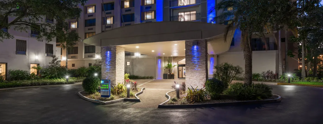 Holiday Inn Exp Ste Plantation