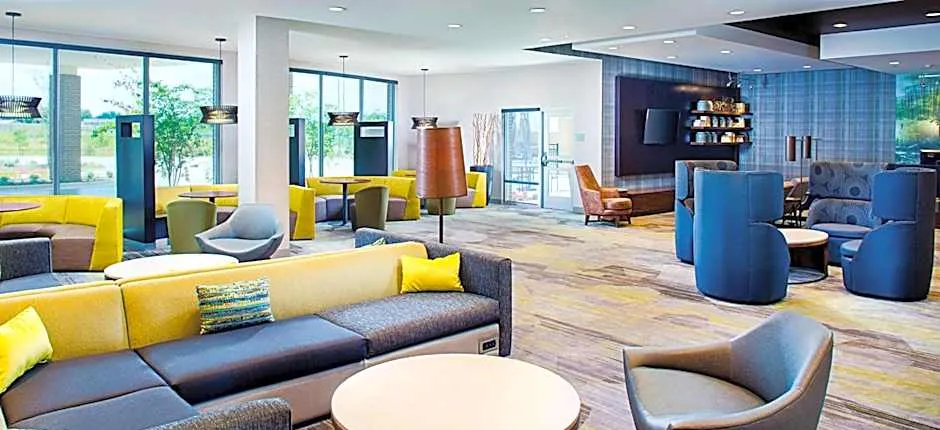 Courtyard by Marriott Dallas Carrollton and Carrollton Conference Center
