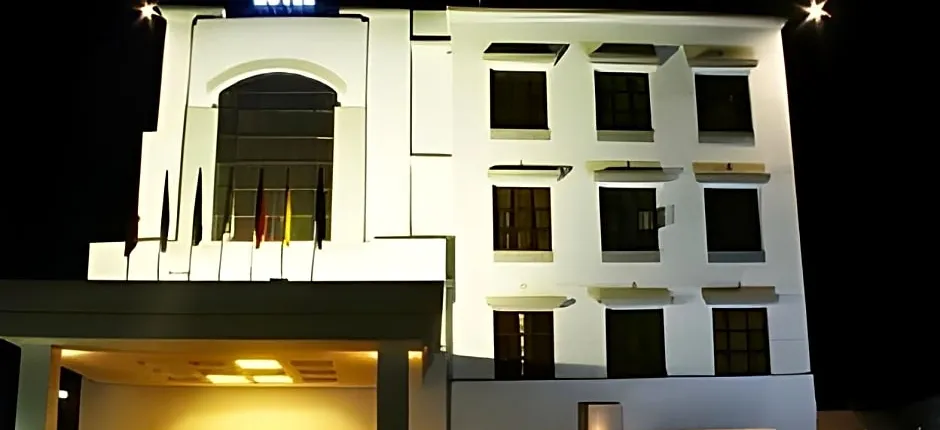 The Manor Hotel