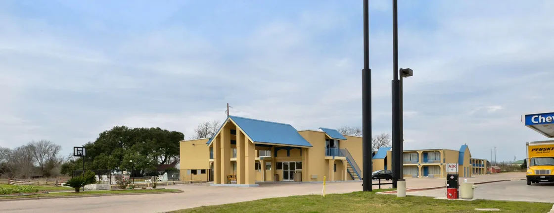 Americas Best Value Inn Schulenburg