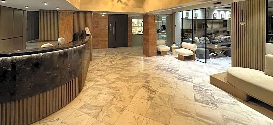 Golden Star City Resort