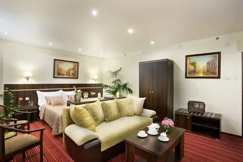 Best Western Plus Vega Hotel & Convention Center