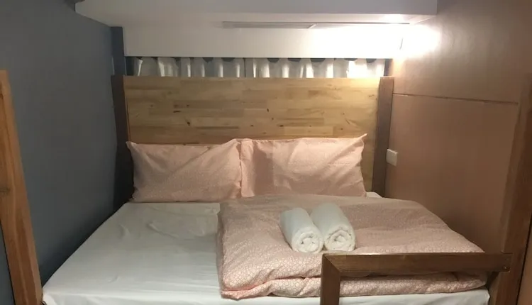 Siam Host Ratchadaphisek - Mrt Ladprao