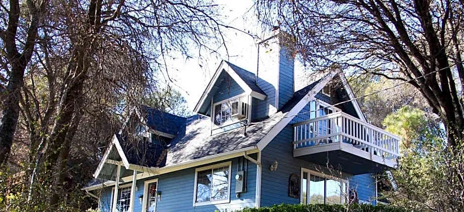 Apple Blossom Inn Yosemite