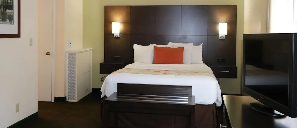 HAWTHORN SUITES BY WYNDHAM AKRON/ FAIRLAWN