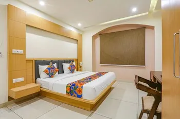 FabHotel Hexa Mahipalpur