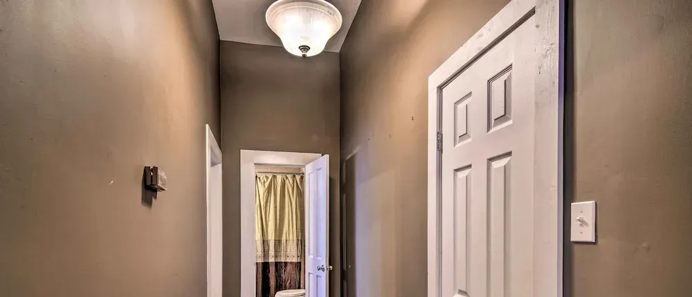 Bright Apartment, Near Vicksburg Military Park!