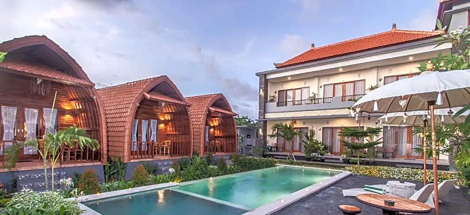 Mailaku House