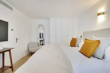 Superb Apartment With Ac-1br/2p-le Marais, Paris