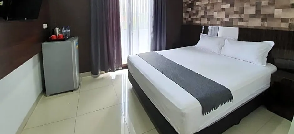Aira Rooms Anggrek Serat BSD