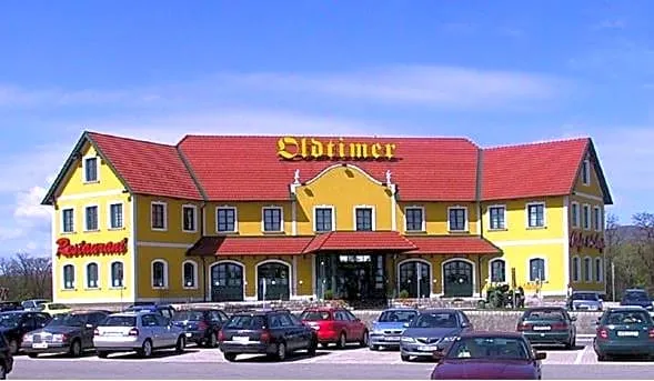 Oldtimer Motorhotel Guntramsdorf
