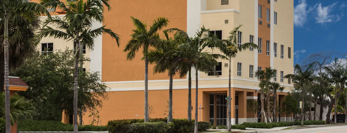 Holiday Inn Exp Stes Dania Beac
