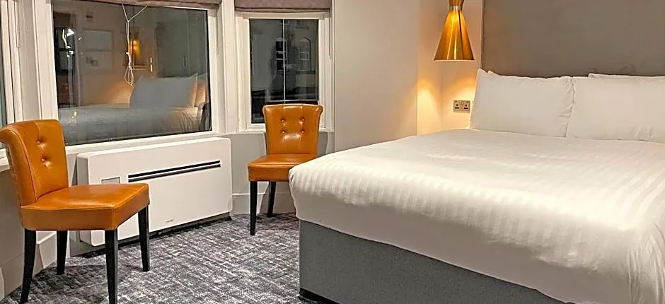 1820 Boutique Rooms & Suites