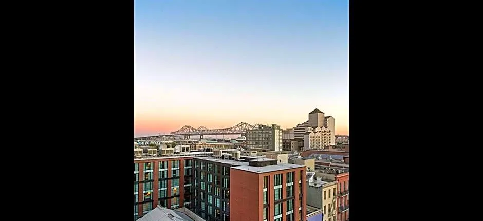 Cambria Hotel New Orleans Downtown Warehouse District