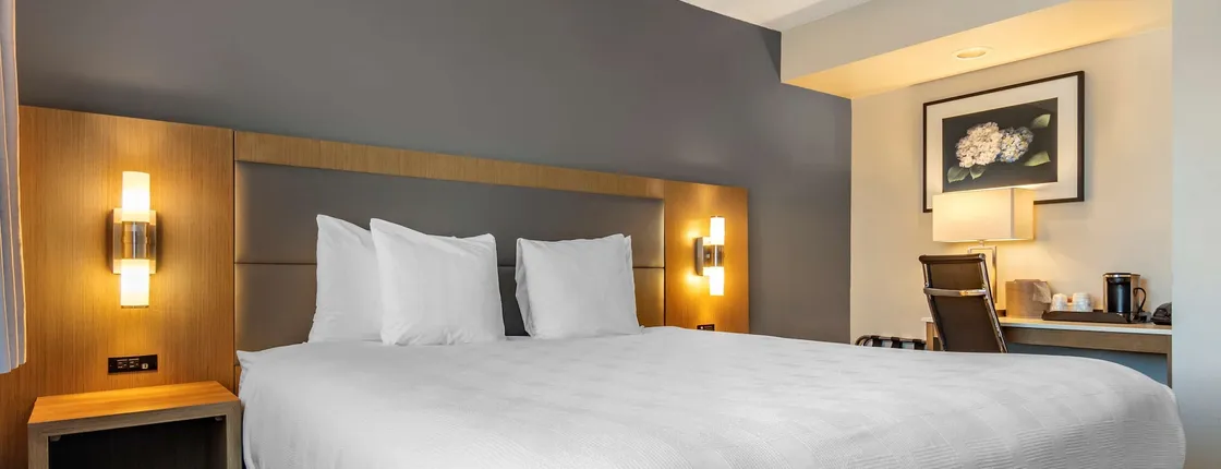 Best Western Plus Vancouver Airport Hotel