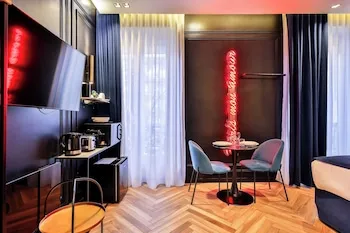 Wonderful Private Room - 2P - Chatelet, Paris