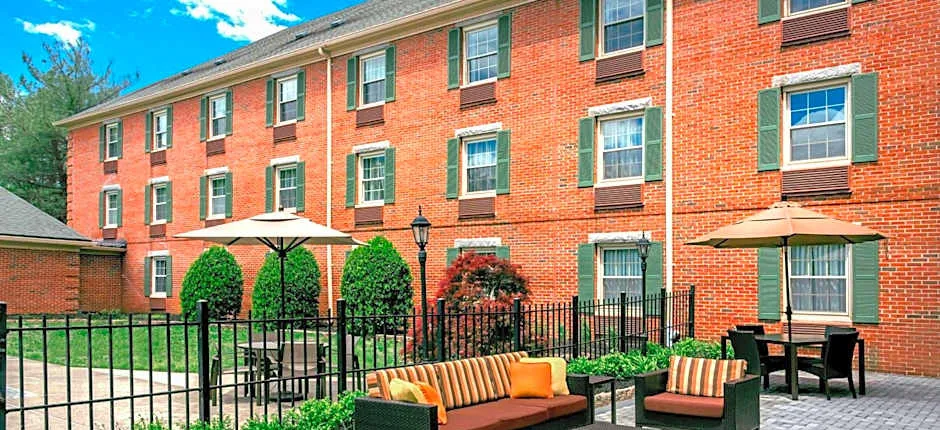 Sonesta Select Tinton Falls Eatontown