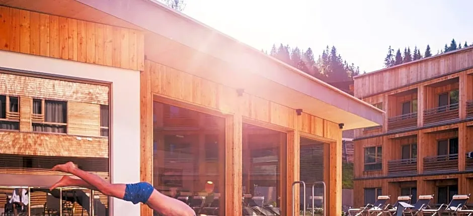 Tirol Lodge