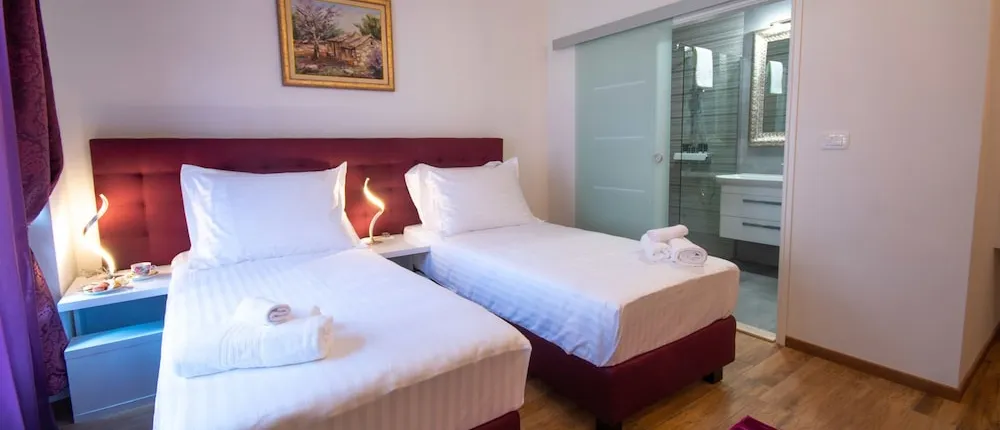 Center Luxury Rooms 2