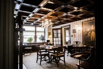 Brownsville Road House Bed & Breakfast, Pittsburgh