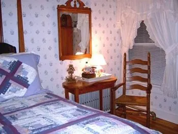 Brookview Manor Inn of the Poconos