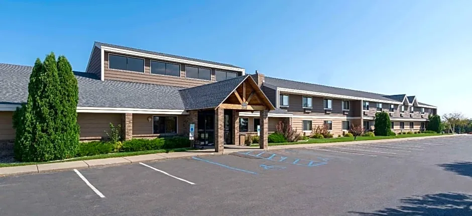 AmericInn by Wyndham Bismarck
