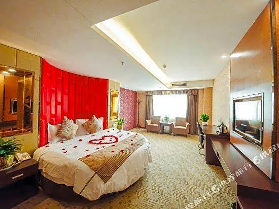 Tailong Hotel (Xi'an Tangdu Hospital Textile City Subway Station)