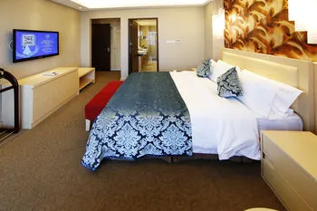 New Beacon Luguang International Hotel