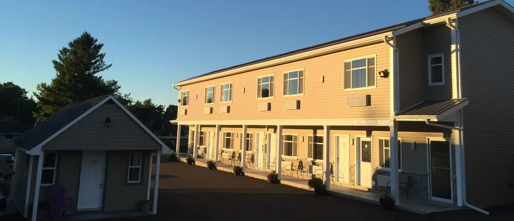 Fox Motor Inn