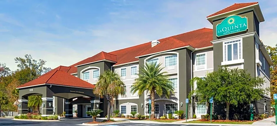 La Quinta Inn & Suites by Wyndham Savannah Airport - Pooler