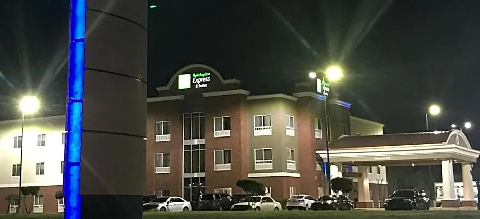 Holiday Inn Express Hotel & Suites Canton By IHG