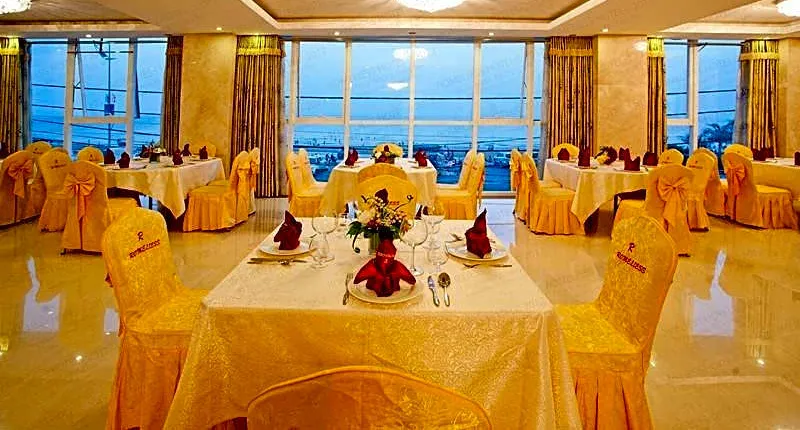 Romeliess Hotel