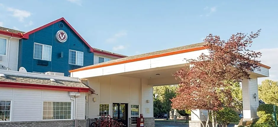 Red Lion Inn & Suites Mcminnville