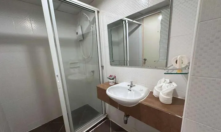 Studio Aryan Residence Ratchada