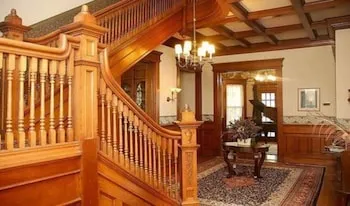 The Grand Anne Bed & Breakfast