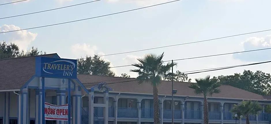 Travelers Inn